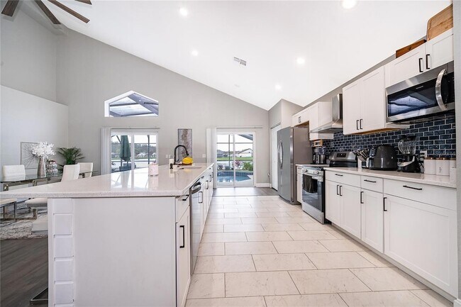 Building Photo - 3007 Stillwater Dr