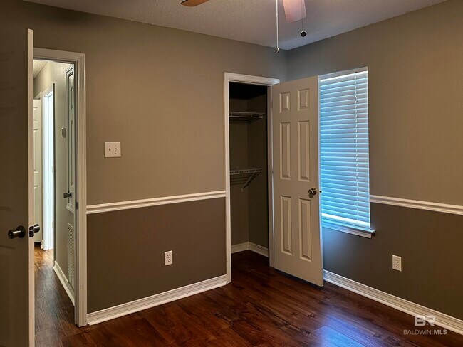 Building Photo - 611 Westchase Ct N