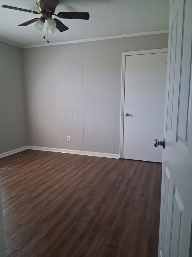 Building Photo - 4539 Ritchey Dr