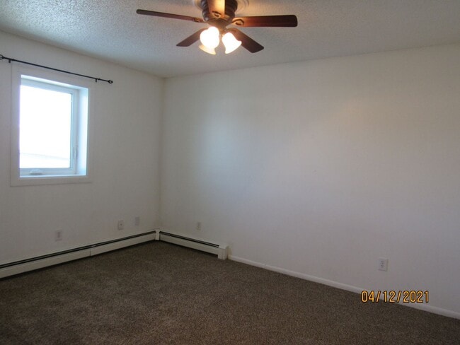 Building Photo - 656 Ouida Way