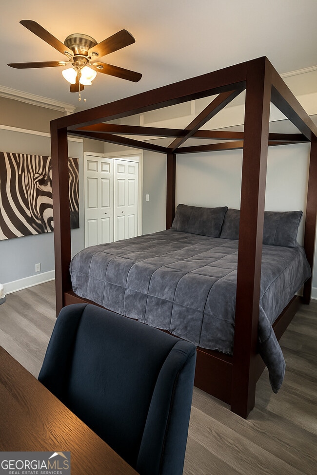 Building Photo - 2134 Main St NW