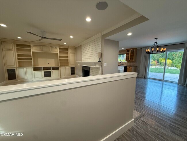 Building Photo - 3446 Travis Ave