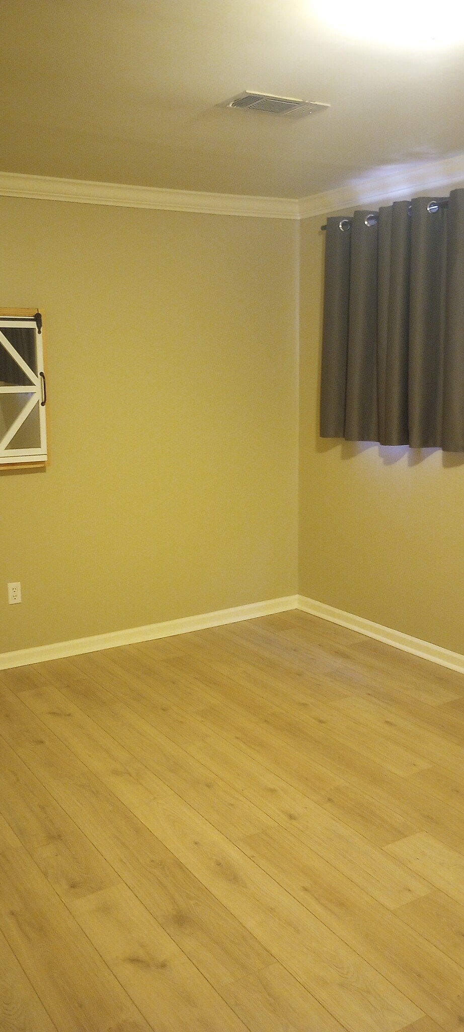 Building Photo - 57815 Labauve Ave