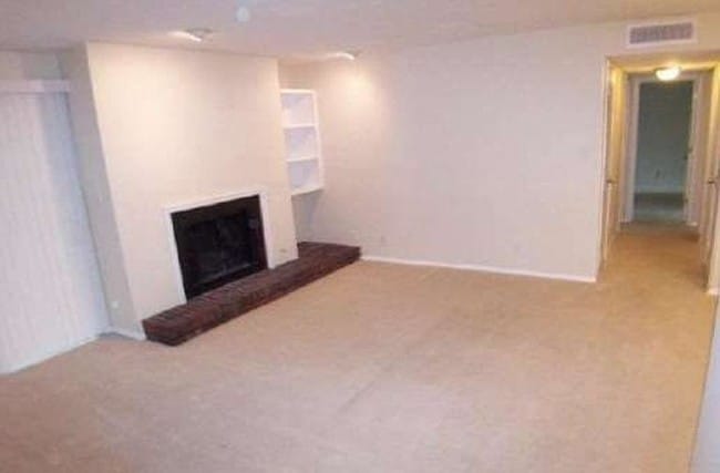 Building Photo - 3880 Cedar Circle