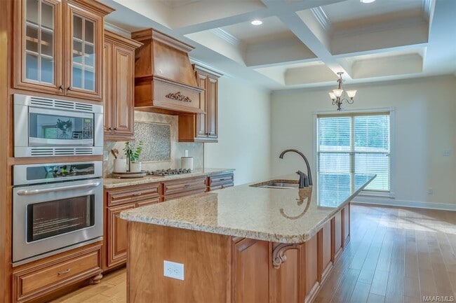 Building Photo - 1007 Old Breckenridge Ln
