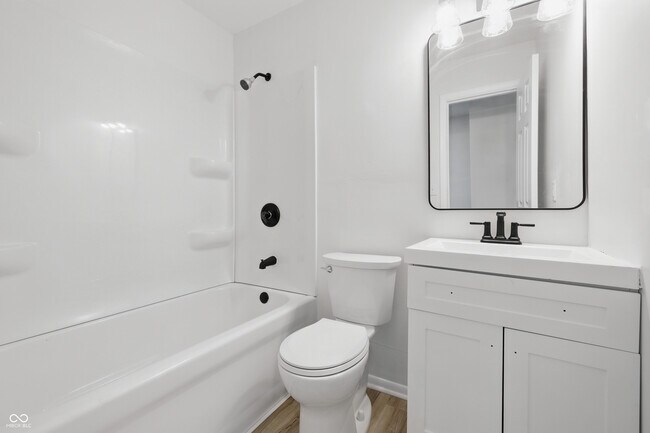 Building Photo - 1116 Heatherwood Dr