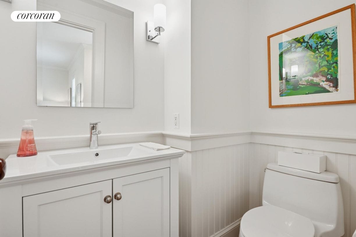 Building Photo - 29 McGuirk St