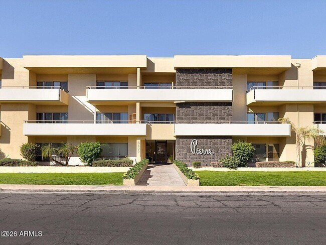 Building Photo - 3600 N 5th Ave