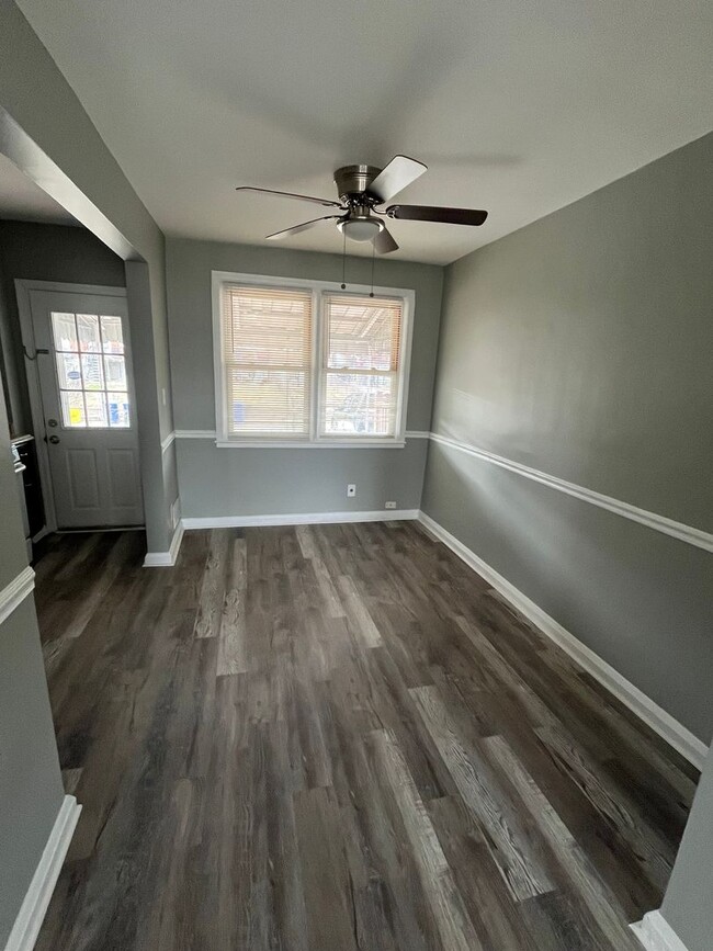 Building Photo - Newly Renovated Townhome available in 21224!