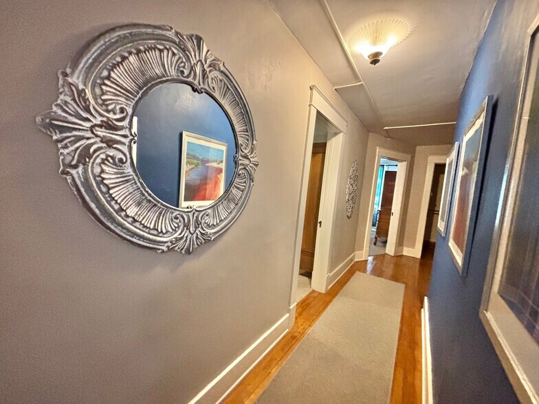 Building Photo - 20 Mansfield Pl