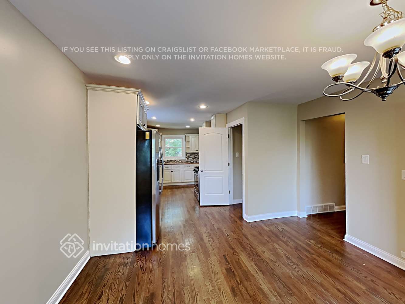 Building Photo - 9722 S 51st Ave