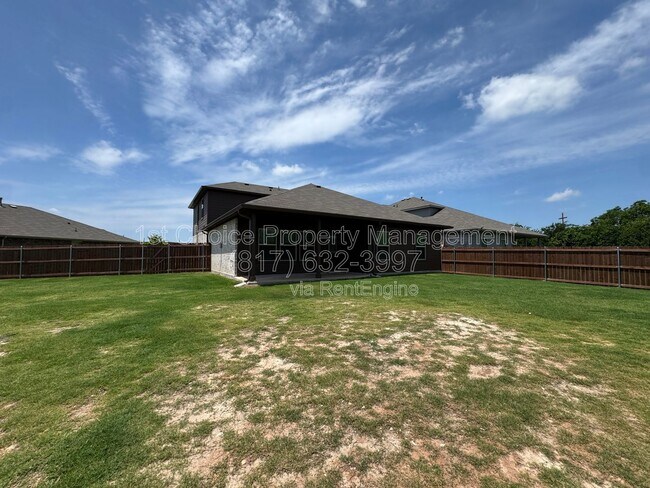 Building Photo - 7948 Oaktown Dr