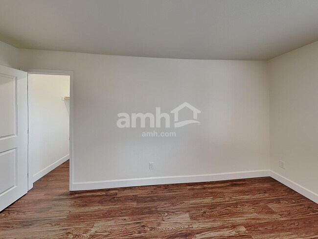 Building Photo - 81 Foxridge Swings Ln