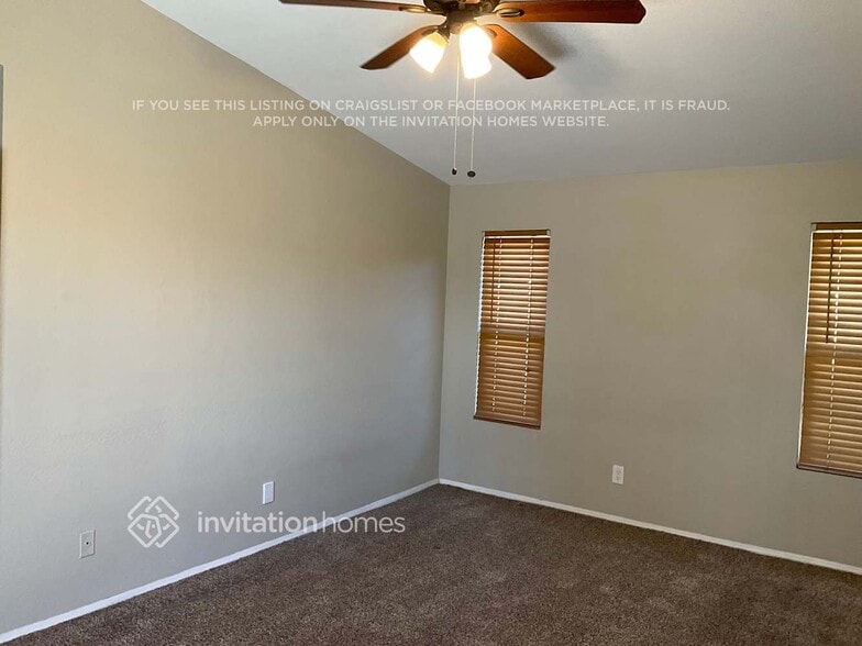 Building Photo - 4034 E Covina St