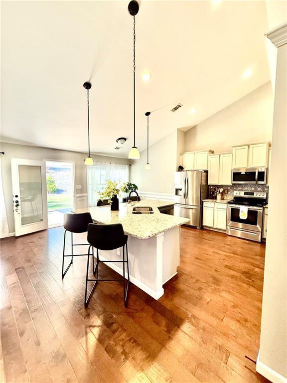 Building Photo - 320 Cranmore Pl