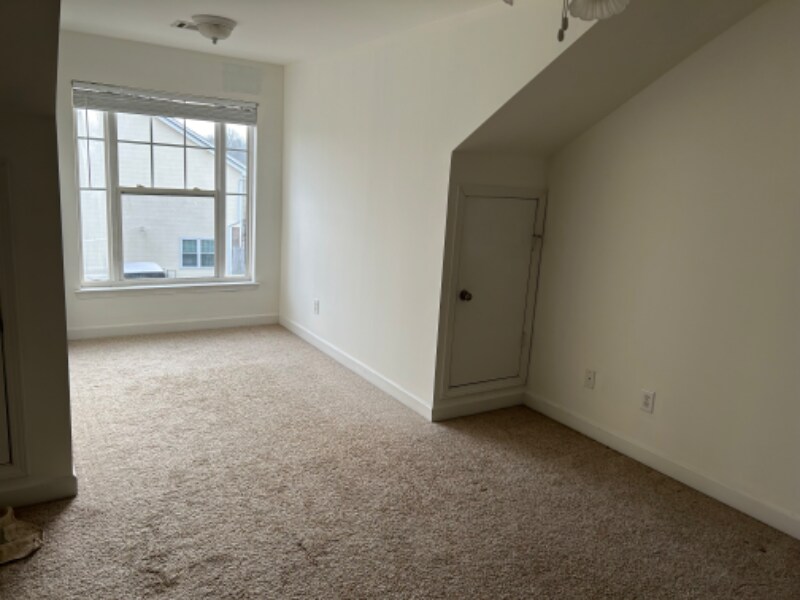 Building Photo - 1804 Lincoya Bay Dr