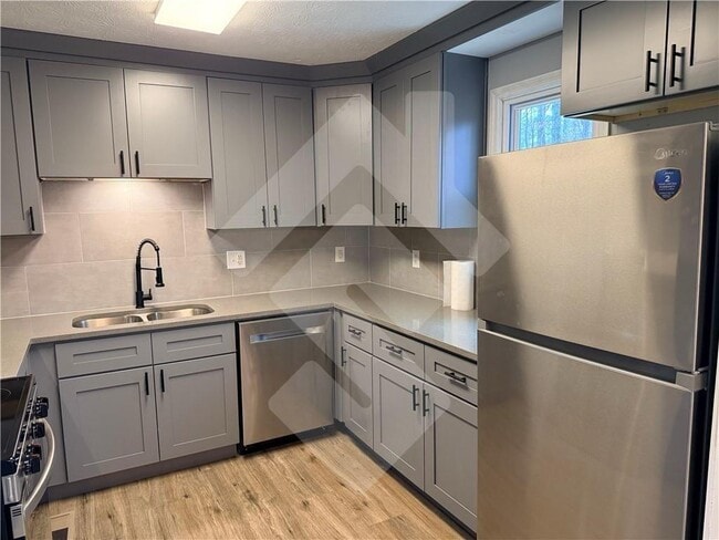 Building Photo - 4502 Alder Ln