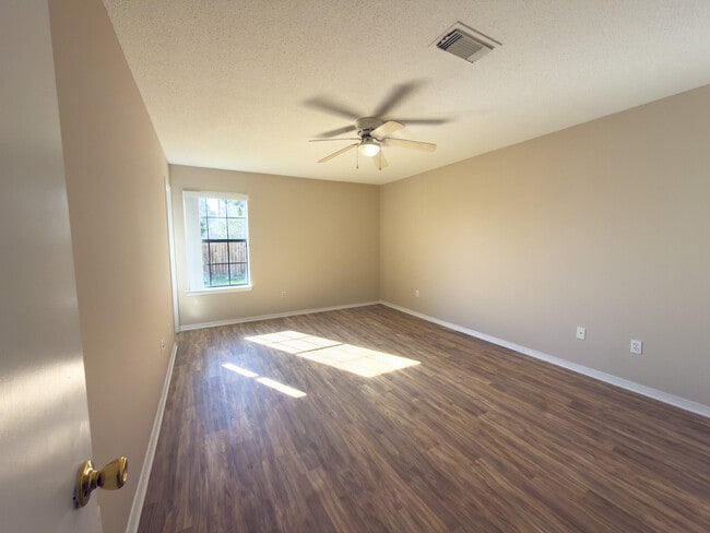 Building Photo - 2109 Bellmeade Cir