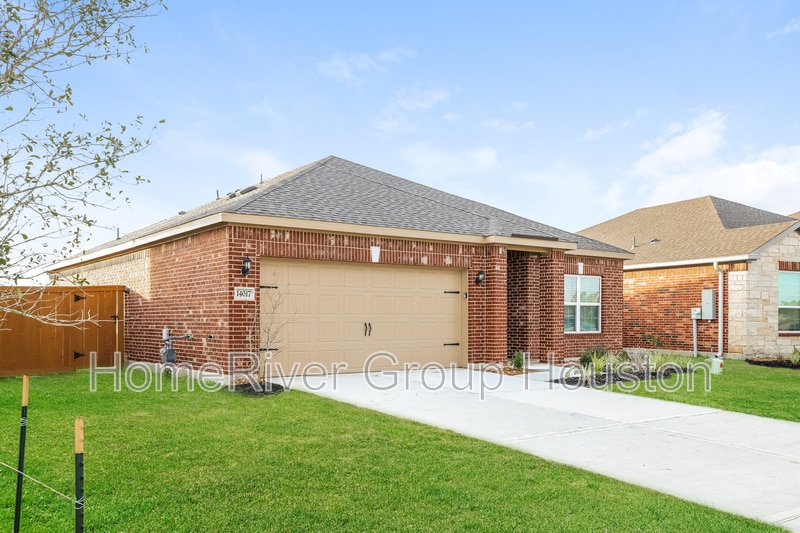 Building Photo - 14017 Freeboard Dr