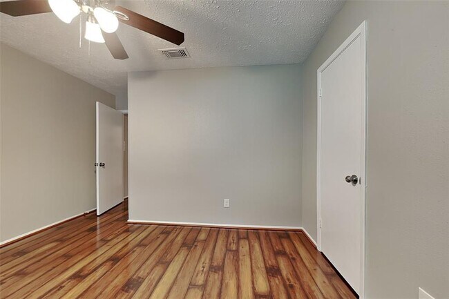 Building Photo - 21306 Fernhollow Ln