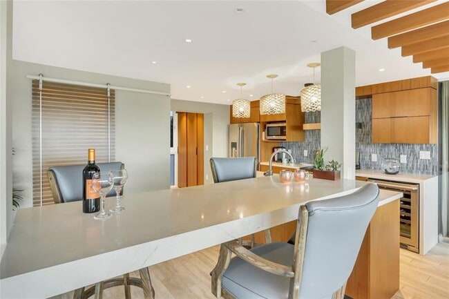 Building Photo - 1956 S Ocean Ln