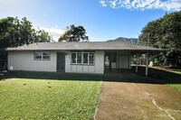 Building Photo - 2 Bed | 2 Bath | w/Carport in Kahaluu