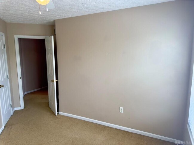 Building Photo - 5251 Mallet Club Dr