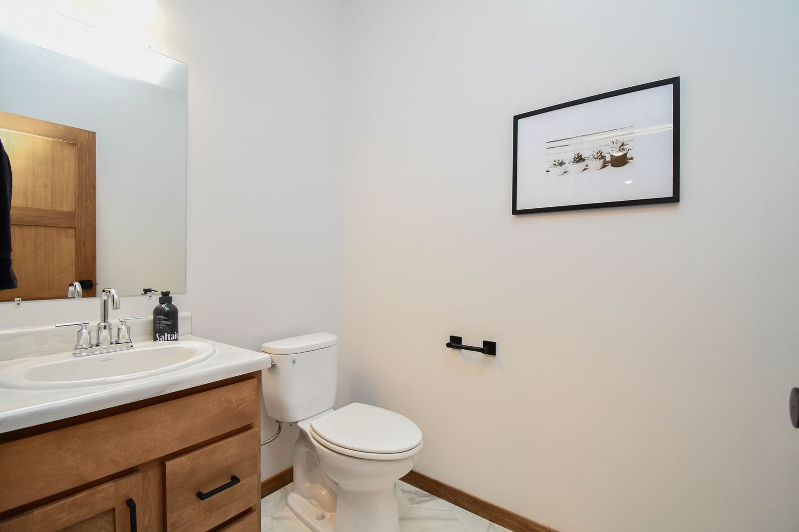 Building Photo - 6115 S Alki Pl