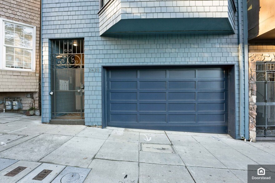 Building Photo - 2420 Geary Blvd