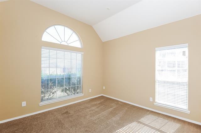 Building Photo - 7504 Quail Springs Dr