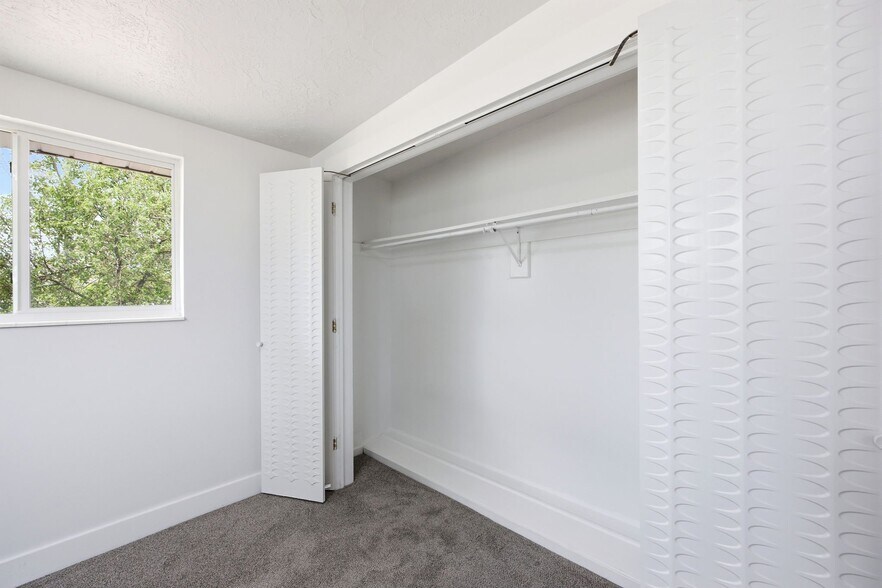 Building Photo - 8240 W 3475 S
