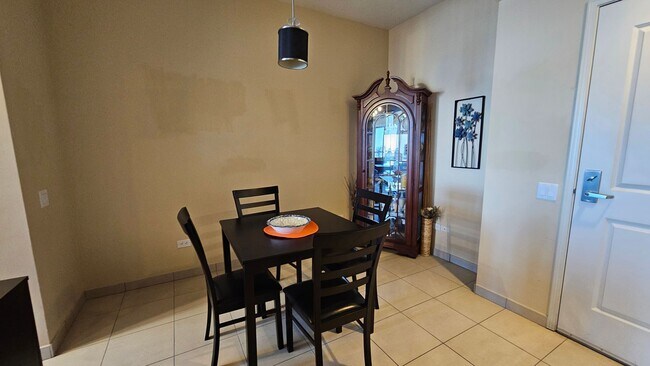Building Photo - ***GORGEOUS FURNISHED 1 BEDROOM CONDO AT A...