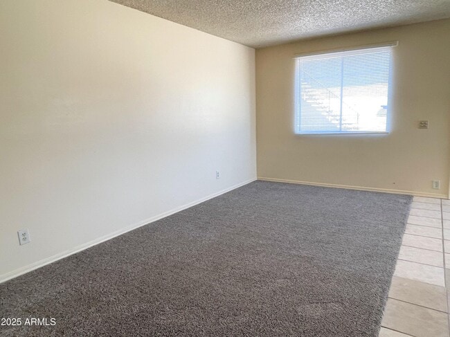 Building Photo - 4718 E Portland St