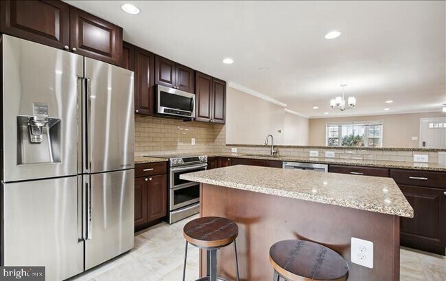 Building Photo - 3970 Burning Bush Ct