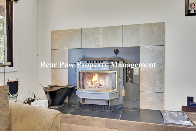 Building Photo - Beautiful Home on Conifer Mountain!!