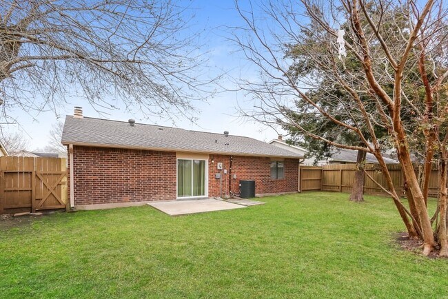 Building Photo - 6830 Kearney Dr