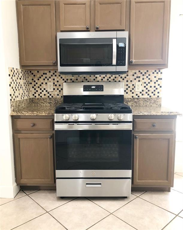 Building Photo - 4286 Shadow Creek Cir