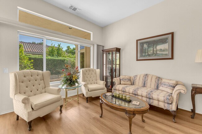 Building Photo - 37468 Westridge Ave