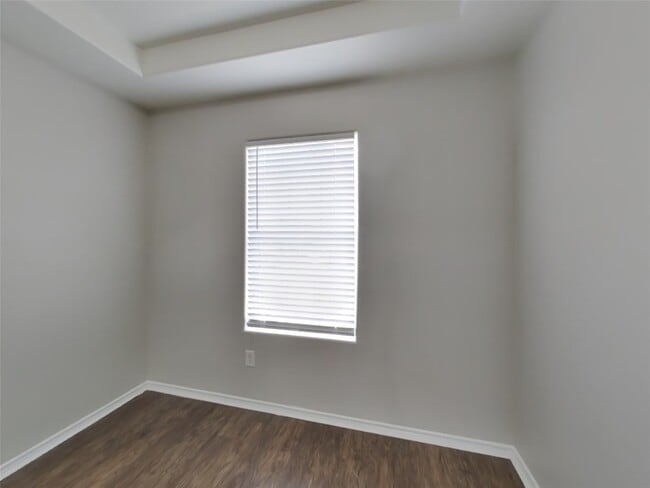 Building Photo - 5521 Rio Alamo St