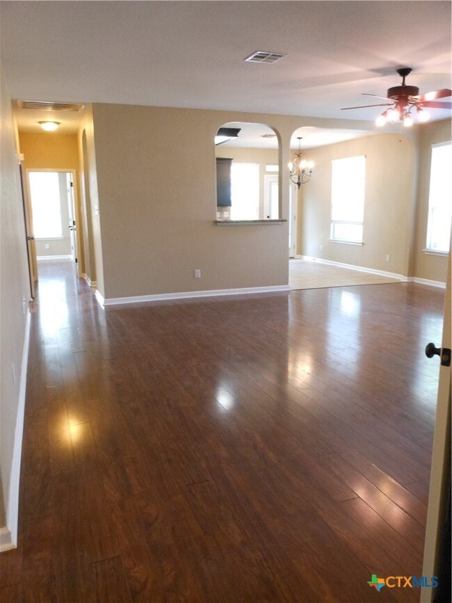 Building Photo - 2242 Lakeline Dr