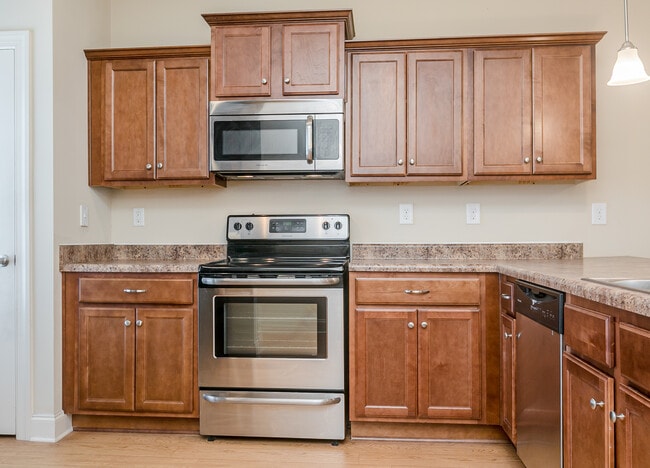 Building Photo - 948 Erika Ln