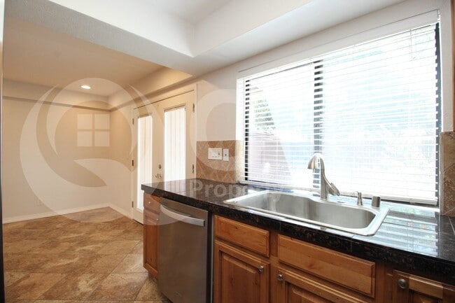 Building Photo - 1550 N Stapley Dr