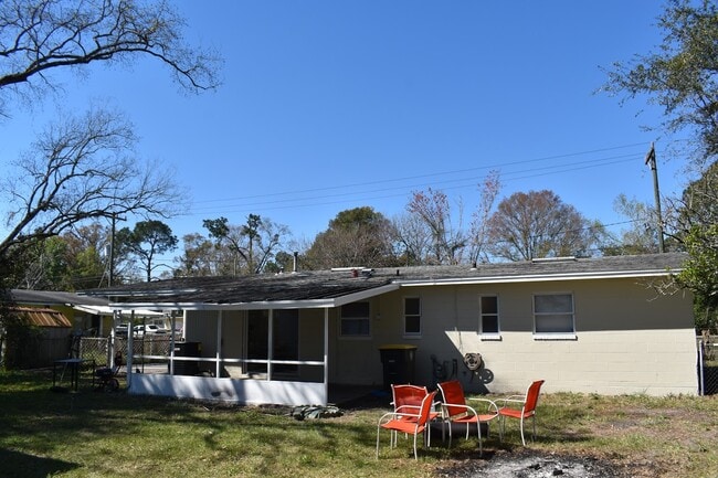 Building Photo - 4735 Redstone Dr