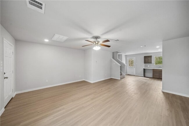 Building Photo - 515 16th St