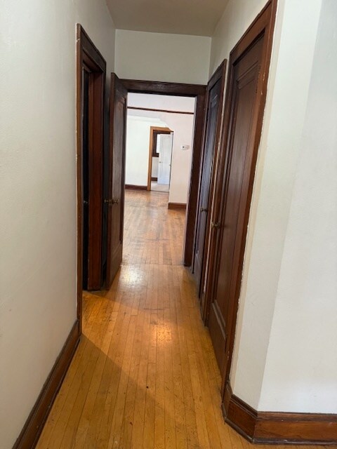 Building Photo - 1203 E Brady St