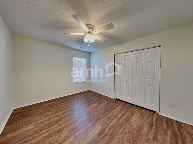 Building Photo - 1009 Gelfield Rd