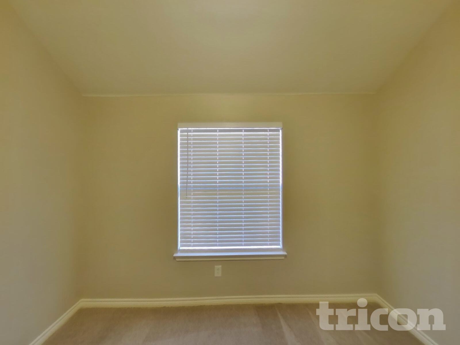 Building Photo - 1217 Glencoe Dr