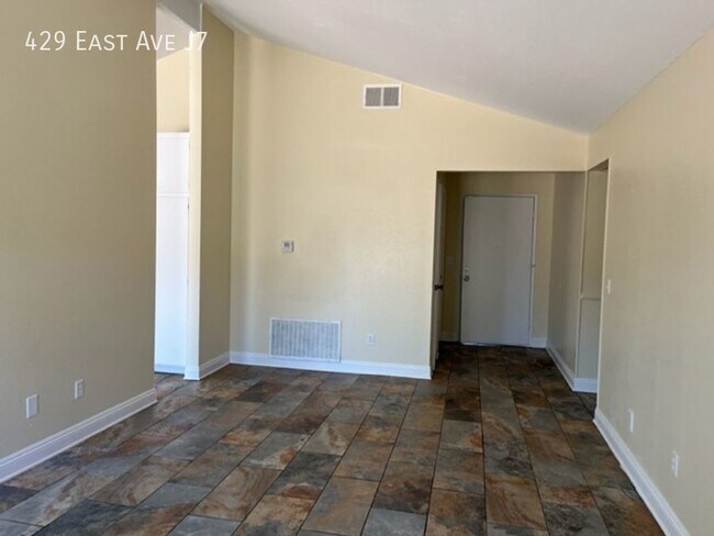 Building Photo - 429 East Ave J7-