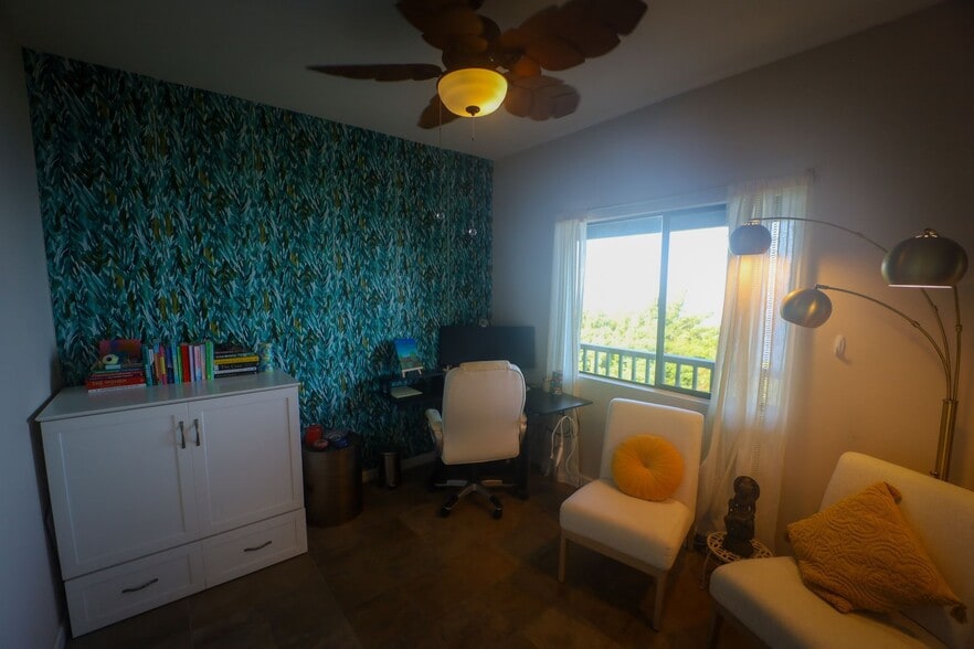 Building Photo - 87-436-436 Kaohe Rd