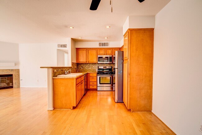 Building Photo - Status: Accepting Applications